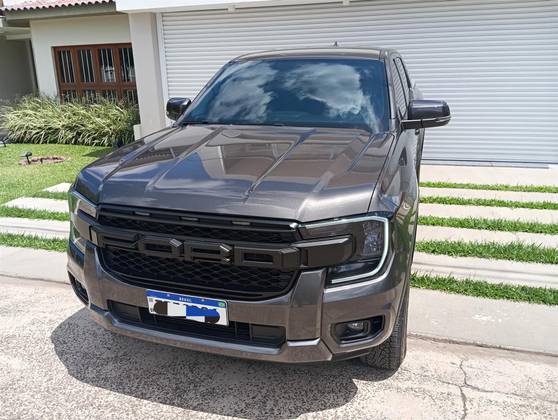 FORD RANGER 2.0 TURBO DIESEL CD BLACK 4X2 AUTOMÁTICO